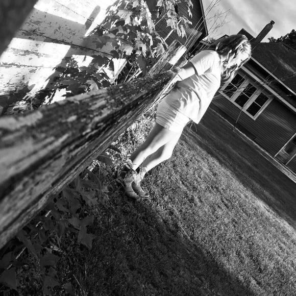 Meet your Posher, Cheyanne - Picture 1 of 1